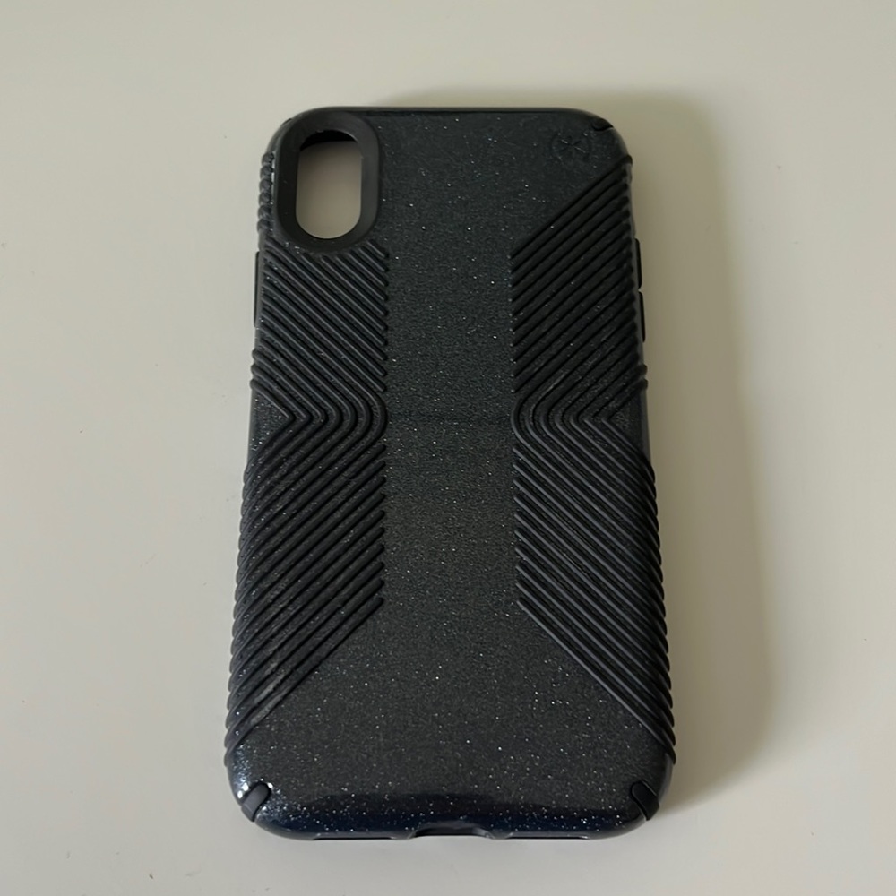iPhone XR speck case